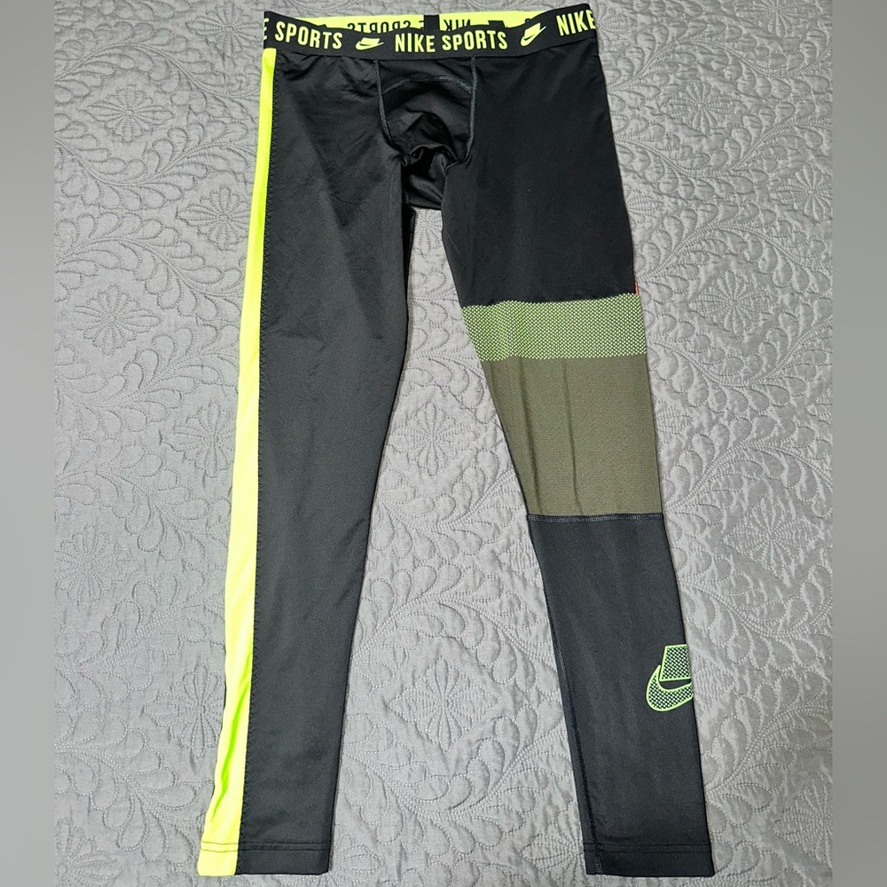 Nike Black and Green Performance Leggings